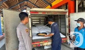 Polres Pelabuhan Tanjung Perak distribusikan hasil jagung ke Bulog