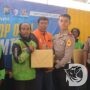 HUT Bhayangkara ke-80, Satlantas Polres Gresik Gelar Baksos dan Ngopi Bareng Ojol