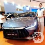 BYD M6 DM, dipamerkan di GIIAS Surabaya 2026